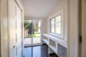 Cozy 3BR Home with Backyard and Deck Includes Parking